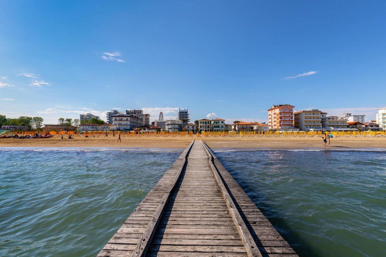 Hotel Garni San Carlo Lido di Jesolo Exterior foto