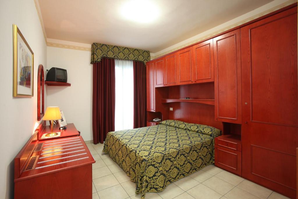 Hotel Garni San Carlo Lido di Jesolo Zimmer foto